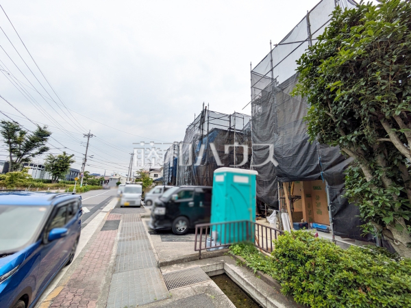 接道状況および現場風景　【府中市是政６丁目】