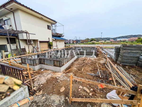 A号棟　外観　【府中市是政６丁目】