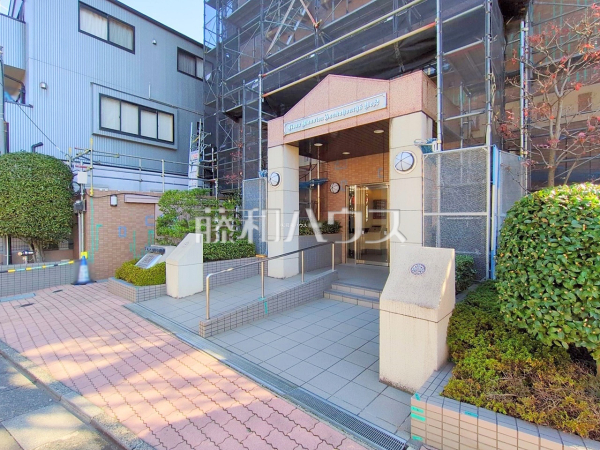 エントランス　【 ライオンズマンション朝霞本町第二】