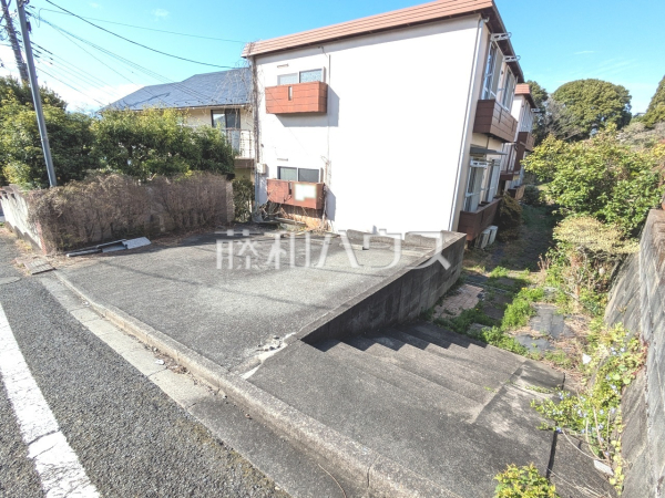 現地写真（現況：古屋有）　【多摩市桜ヶ丘４丁目】