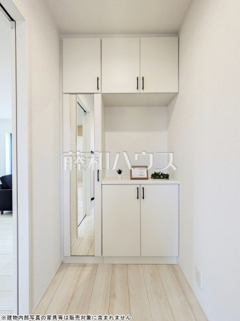 2号棟　シューズボックス　【八王子市元八王子町３丁目】