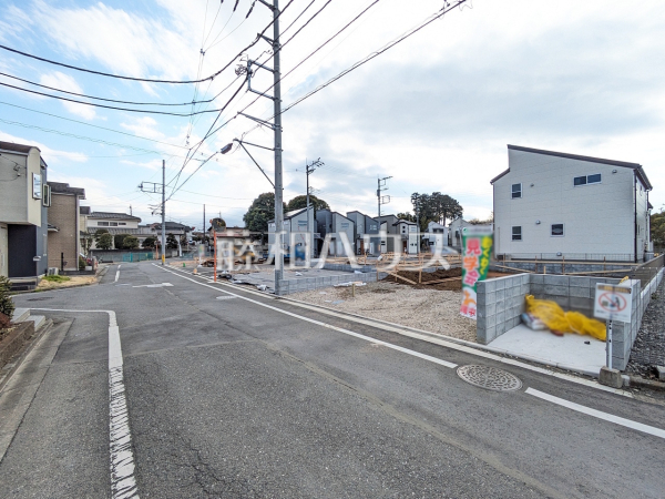 接道状況および現場風景　【東大和市芋窪４丁目】