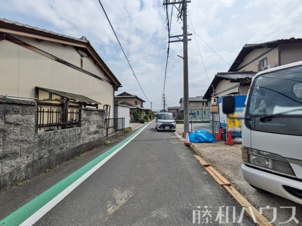 接道状況および現場風景　【小牧市大字林】