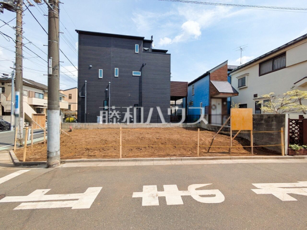 現地写真　【中野区丸山２丁目】 建物のプレゼンをさせていただきますので、実際の完成イメージを思い描いていただくことができます。お気軽にお問合せ下さい。 