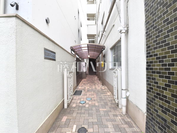 エントランス　【陵雲閣マンション】