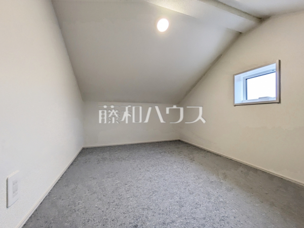 1号棟　グルニエ　【三鷹市北野２丁目】