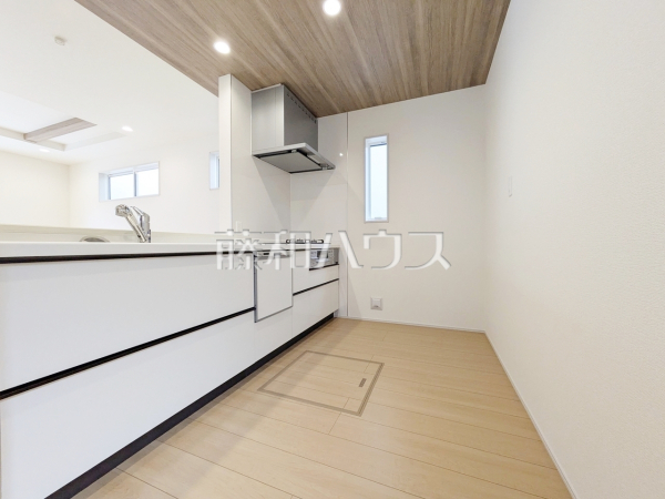 1号棟　キッチン　【三鷹市北野２丁目】