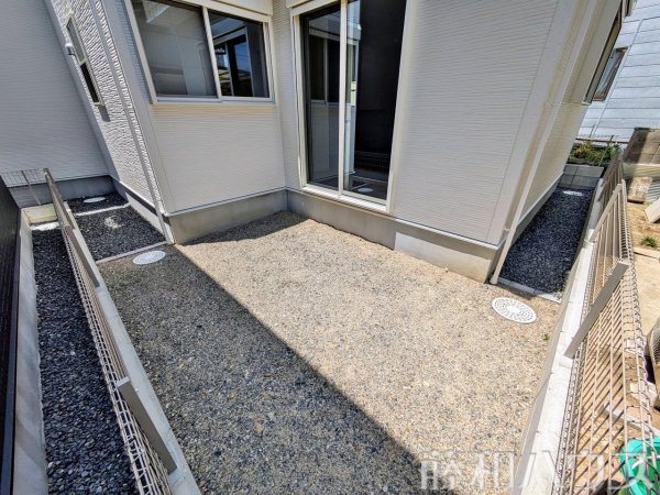 2号棟　庭　【尾張旭市大塚町３丁目】