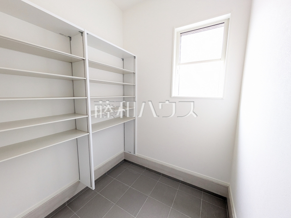4号棟　収納　【福岡市早良区田村２丁目】