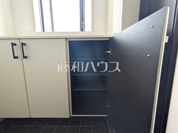 玄関　【朝霞市大字浜崎】