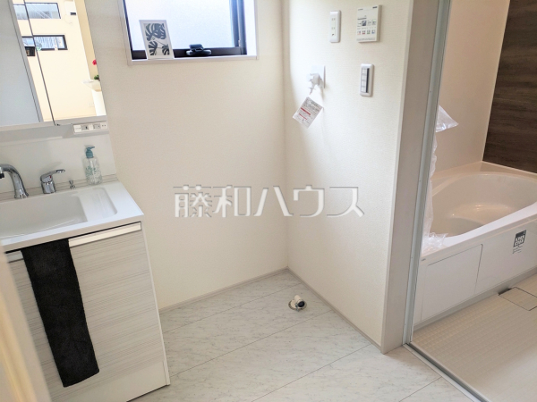 洗濯機置き場　【富士見市渡戸３丁目】