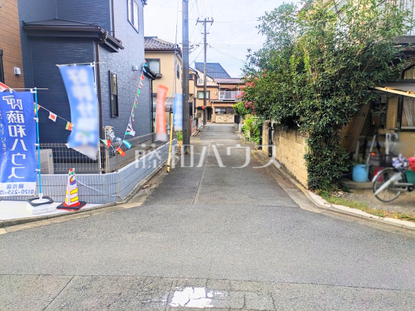 接道状況および現場風景　【富士見市渡戸３丁目】