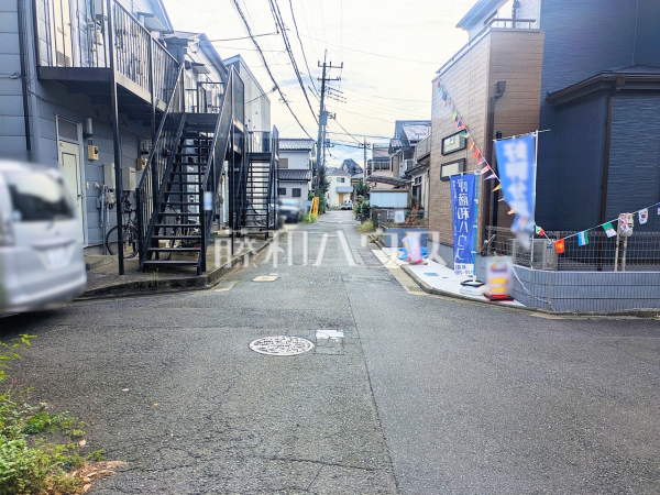 接道状況および現場風景　【富士見市渡戸３丁目】