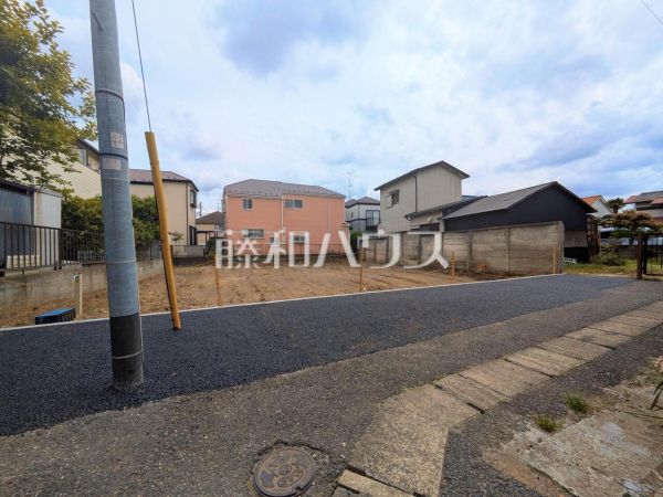 接道状況および現場風景　【稲城市東長沼】