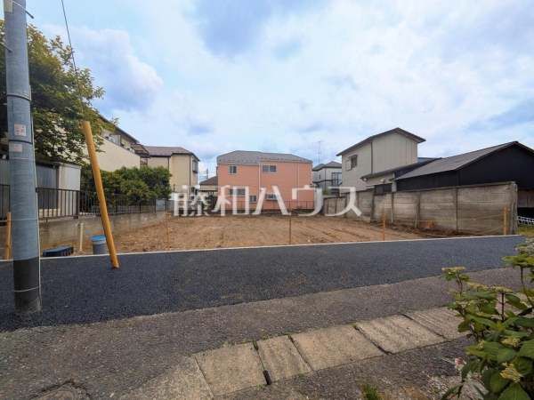 接道状況および現場風景　【稲城市東長沼】