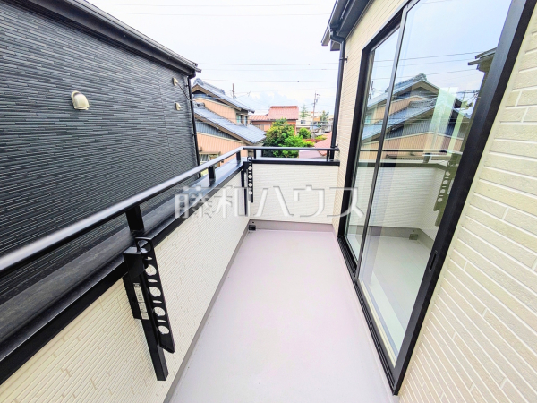 2号棟　バルコニー　【北名古屋市六ツ師女夫越】