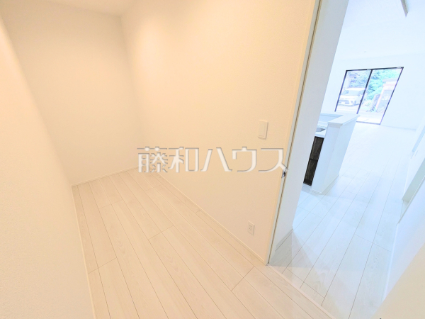 2号棟　収納　【北名古屋市六ツ師女夫越】