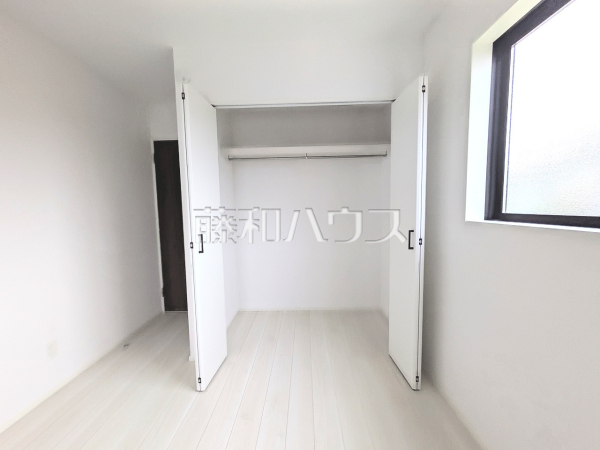 8号棟　収納　【北名古屋市六ツ師女夫越】