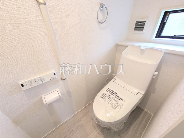 8号棟　トイレ　【北名古屋市六ツ師女夫越】