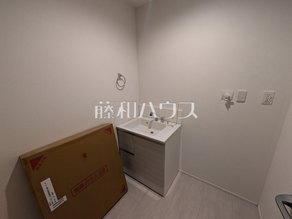 洗面室　【春日井市東神明町２丁目】