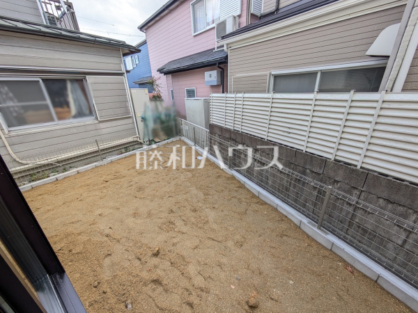 庭　【春日井市東神明町２丁目】