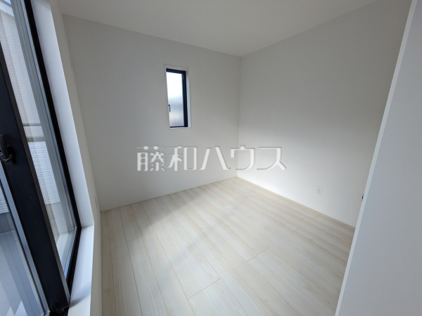 居室　【春日井市東神明町２丁目】