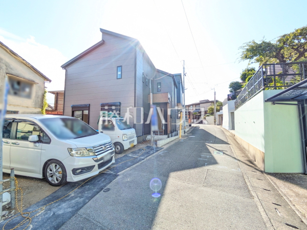 接道状況および現場風景　【福岡市城南区友丘５丁目】