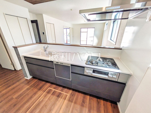 キッチン　【福岡市城南区友丘５丁目】