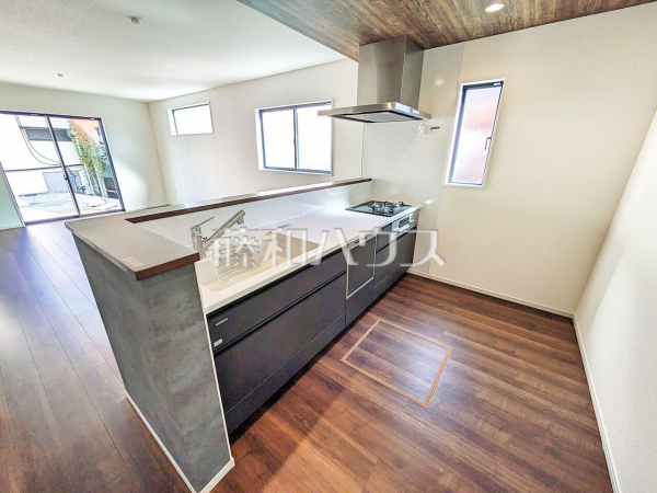 キッチン　【福岡市城南区友丘５丁目】