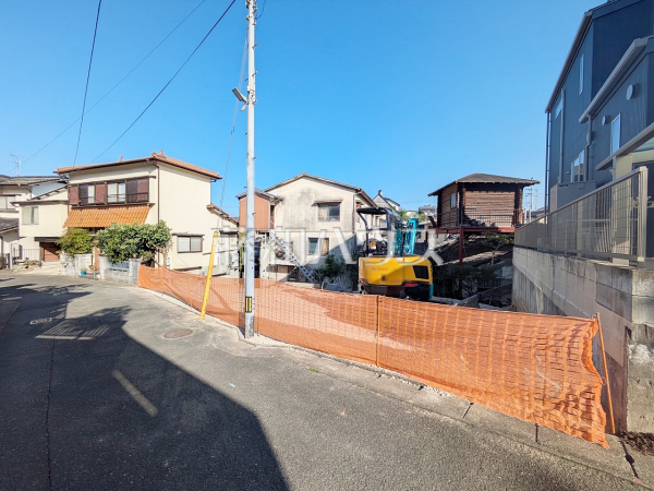 接道状況および現場風景　【福岡市城南区友丘５丁目】