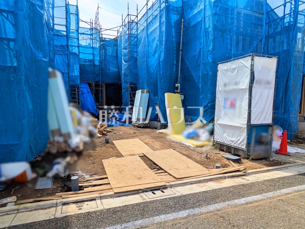 1号棟　外観(画像奥)　【練馬区早宮４丁目】