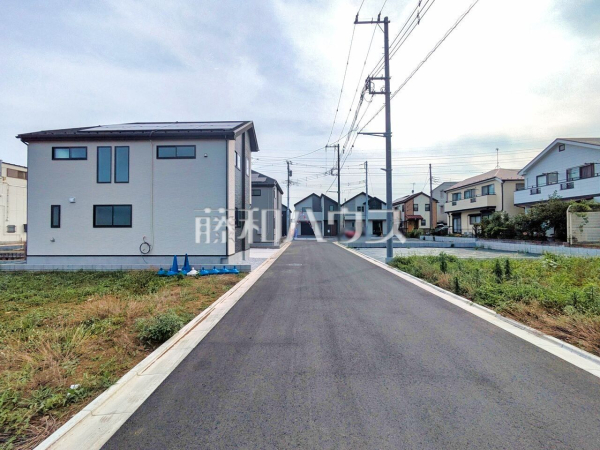 接道状況および現場風景　【昭島市武蔵野２丁目】ぜひ実物をご覧いただきたく思います。喜んでご案内いたしますのでお気軽にお問合せ下さい。