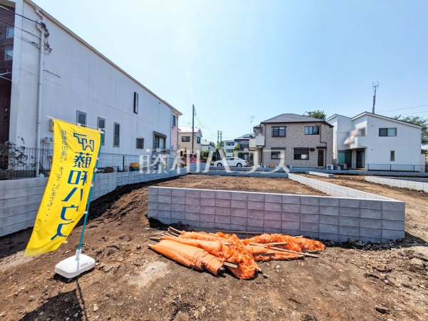 ≪3号棟　外観≫まだまだ建築中ですが、ぜひ現地をご覧になりませんか？基礎・上棟の状態は建築中にしかご覧になれません！ 【狛江市西野川４丁目】