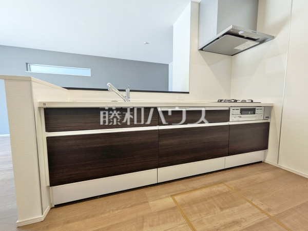 2号棟　キッチン　【春日井市東野町西２丁目】