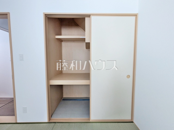2号棟　収納　【春日井市東野町西２丁目】