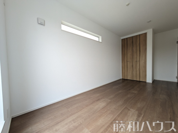 2号棟　居室　【春日井市東野町西２丁目】