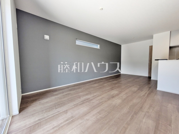 2号棟　リビング　【春日井市東野町西２丁目】