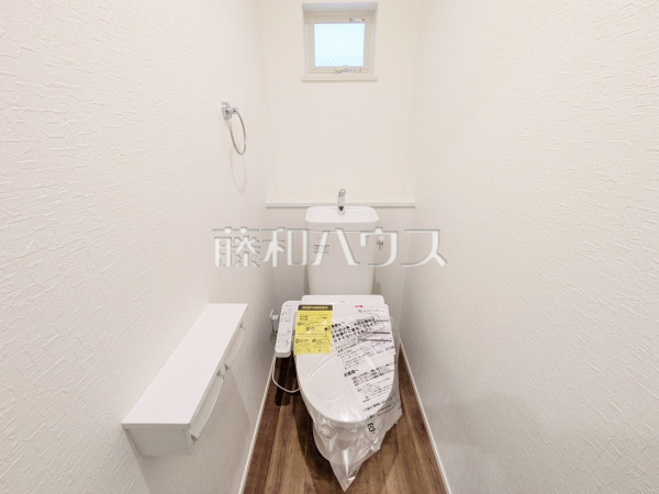 2号棟　トイレ　【春日井市東野町西２丁目】