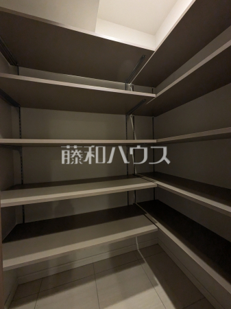 収納　【クリオレジタンス八王子ザ・マークス】