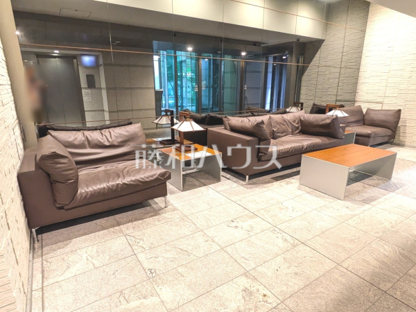 ロビー　【クリオレジタンス八王子ザ・マークス】