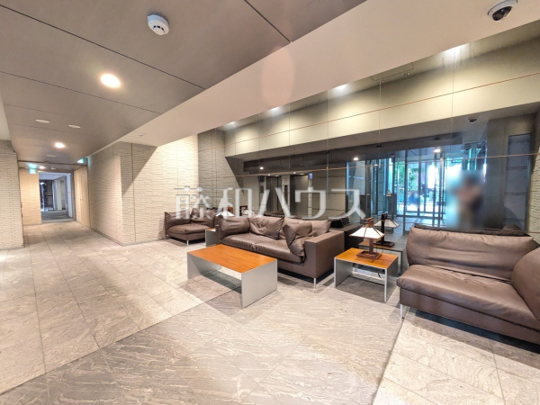 ロビー　【クリオレジタンス八王子ザ・マークス】