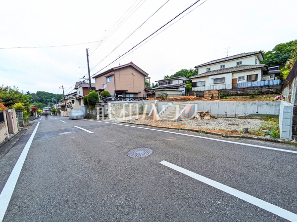 接道状況および現場風景　【八王子市元八王子町３丁目】