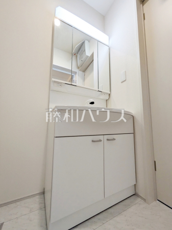 洗面室　【練馬区大泉町５丁目】