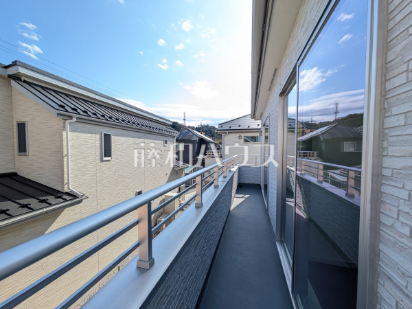 2号棟　バルコニー　【八王子市下恩方町】