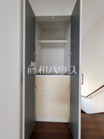 2号棟　収納　【八王子市下恩方町】