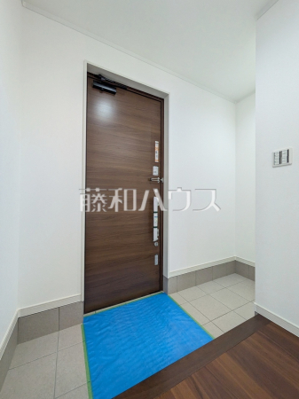 2号棟　玄関ホール　【八王子市下恩方町】