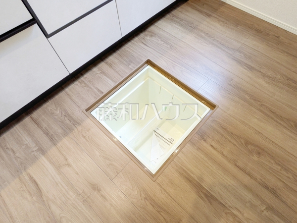 1号棟　床下収納　【小金井市前原町２丁目】