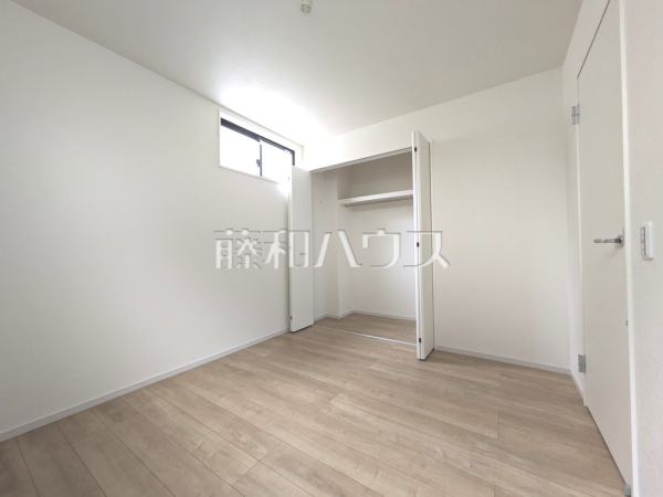 納戸　【小平市小川西町５丁目】