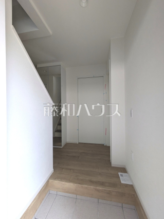 ホール　【小平市小川西町５丁目】