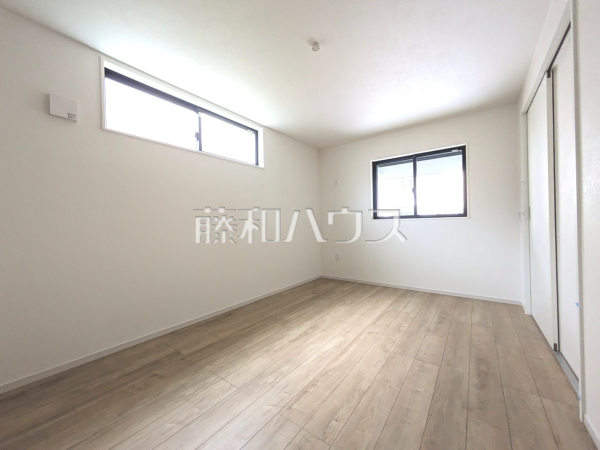 居室　【小平市小川西町５丁目】